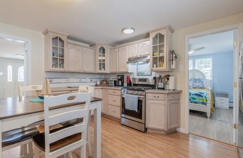 North Cape May House | Inground Pool, Close to Beach, Sleeps 10