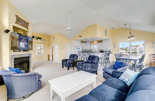 Ocean Sands House | Inigo's Retreat | 200 ft from the beach | Dog Friendly, Private Pool, Hot Tub | Corolla