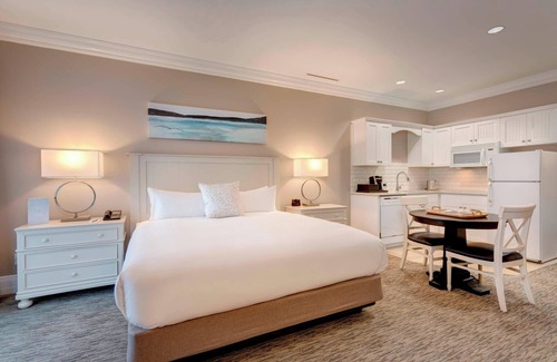 Bay Harbor Hotel | Inn at Bay Harbor, Autograph Collection