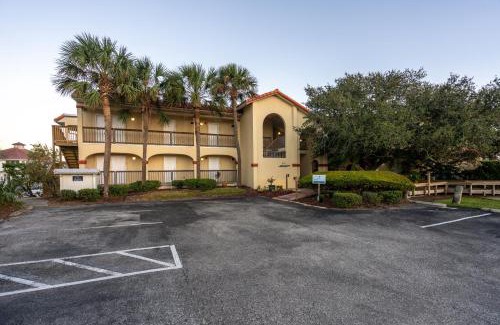 St. Augustine Hotel | Inn at Camachee Harbor