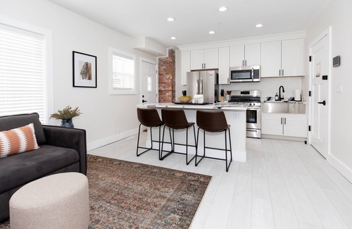 Sandusky Condo | Inn at Fulton: Unit 1
