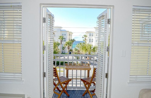 Gulf Place Hotel | Inn at Gulf Place 313