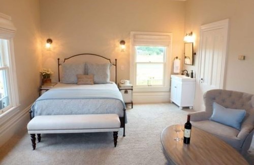 St. Helena Bed & Breakfast | Inn at Salvestrin
