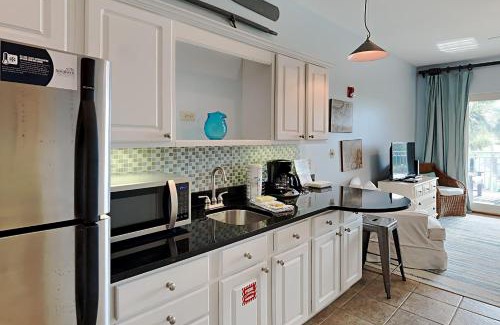 Rosemary Beach Apartment | Inn at Seacrest #206