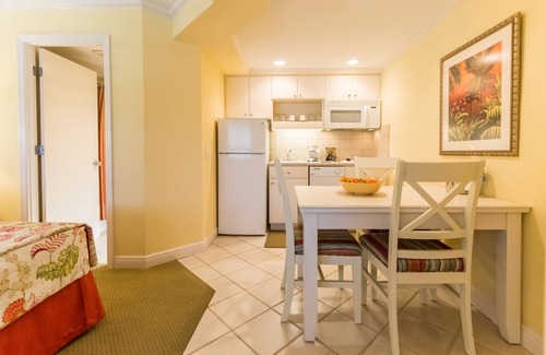 Venice Hotel | Inn at the Beach