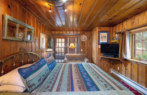 Taos Bed & Breakfast | Inn on La Loma Plaza