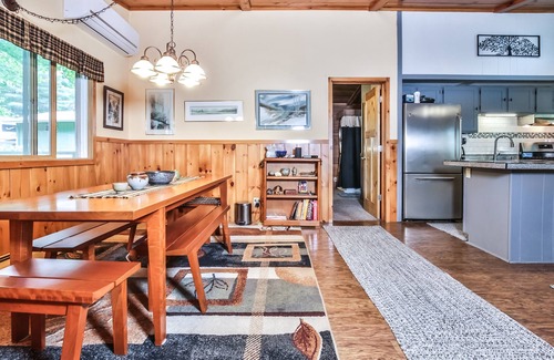 Boulder Junction House | Inn-Town House, Boulder Juncton , Prime Bike Trail Location