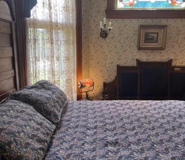West Washington Bed & Breakfast | Innisfree Bed & Breakfast