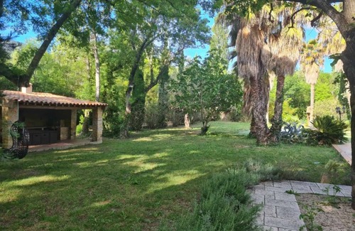 Gemenos Apartment | Innoasis Perruche apartment near beaches and calanques