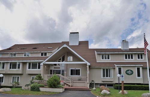 Waterville Valley Condo | Inns of Waterville Valley one bedroom Condo close to Town Square (205)