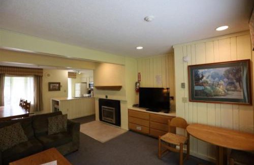 Waterville Valley House | Inns of Waterville Valley 201