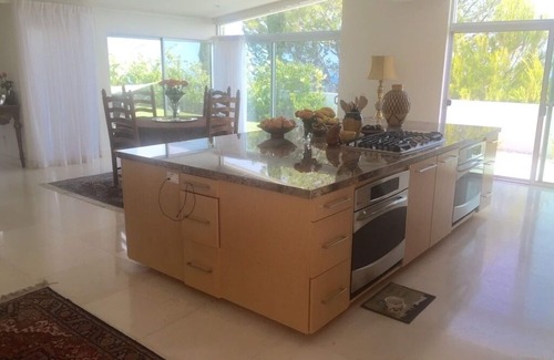 Malibu House | Inquire Re Blocked Dates Malibu Panoramic Oceanview Gated Estate Conv. Location