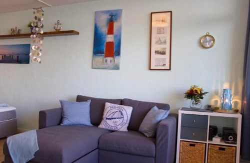 Fehmarn House | Inselblume 83 - Gemütliche Ferienwohnung im Strandhaferweg