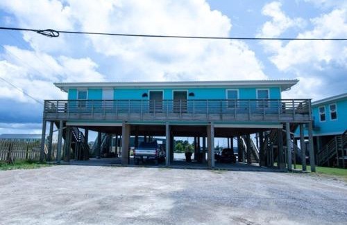 Venice House | Inshore Paradise Steps from the marsh