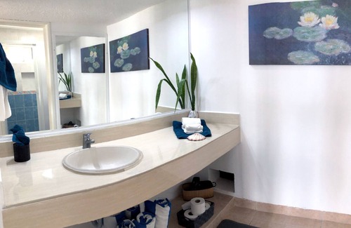 San Miguel Apartment | Inspiring and relaxing sea view condo