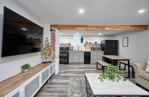 Speer House | Inspiring 2 bed/2 bath private entrance Basement Apartment