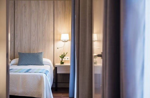 Benicassim Hotel | Intelier Bonaire Hotel