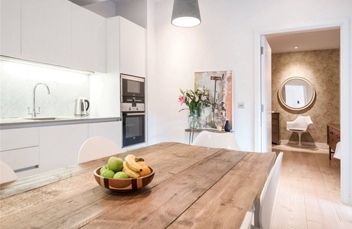Carnaby Apartment | Interior Designed Soho Loft Apartment