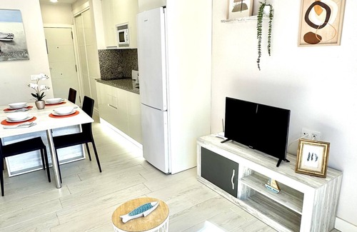 Vilafortuny Apartment | INTERNATIONAL APARTBEACH FRONT OF THE BEACH AND POOLS