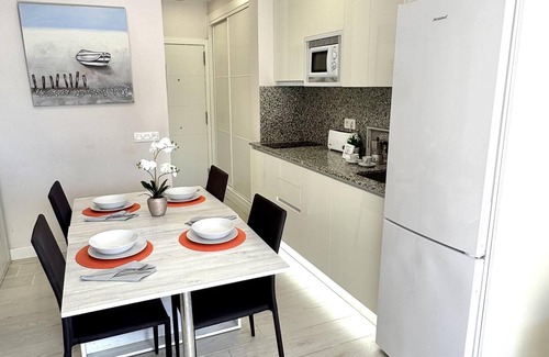 Vilafortuny Apartment | INTERNATIONAL APARTBEACH FRONT OF THE BEACH AND POOLS
