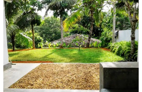Cheena Kotuwa Cabin | Intimate Bungalow in Jungle Garden 10 min to Beach