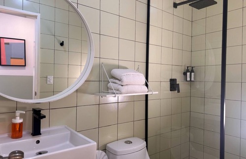 Avenida Revolucion Hotel | INTJ Hotel
