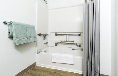 Woodstock Hotel | InTown Suites Extended Stay Select Woodstock GA