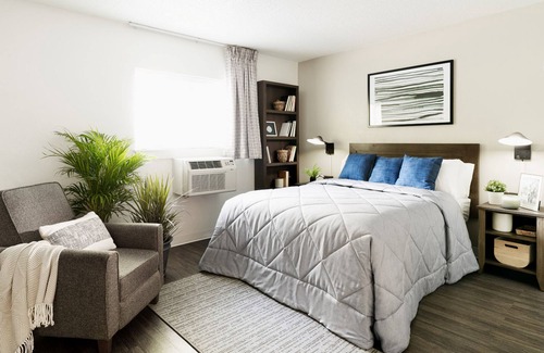 Stafford Hotel | Intown Suites Extended Stay Select Houston - Stafford