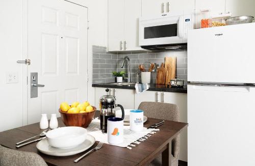 Smyrna Hotel | InTown Suites Extended Stay Select Atlanta GA -Smyrna