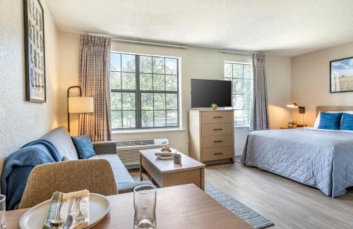 Shenandoah Hotel | InTown Suites Extended Stay Baton Rouge LA