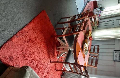 Linwood Bed & Breakfast | Intrepid Bed and Breakfast Christchurch