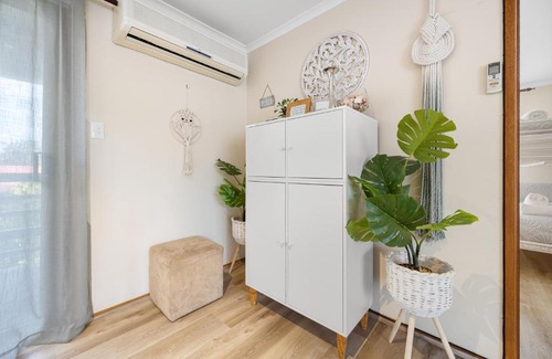 Inverloch House | INVERLOCH - 2 Separate Houses in one!