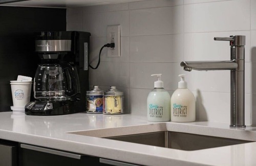Hayhurst Apartment | #InvestREPM Multnomah Village Modern Retreat