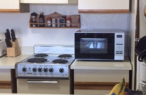 Granby Condo | Inviting 2 BR/2 Ba sleeps 4 at The Summit near ski lift