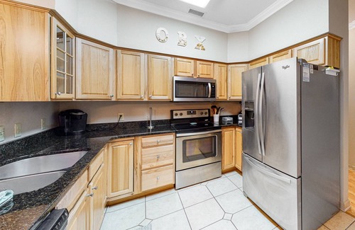 Kill Devil Hills Condo | Inviting 2BR Oceanview 2nd-Floor | Balcony
