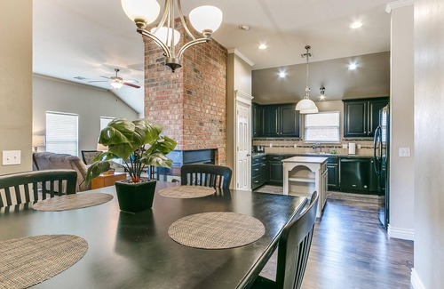 Edmond House | Inviting and Updated Home with a Storm Shelter!