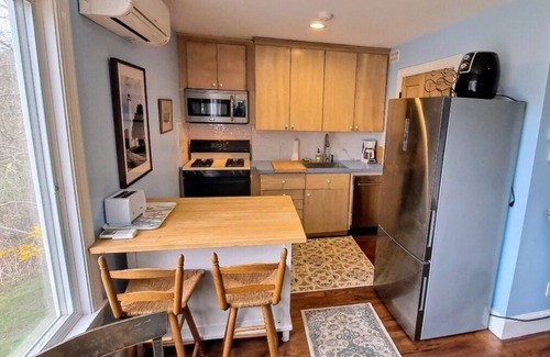 North Chatham Apartment | Inviting apartment with patio, full kitchen, & golf nearby