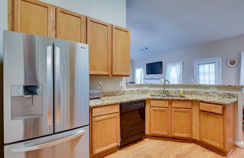 Austell House | Inviting Austell Home: 14 Mi to Downtown Atlanta!