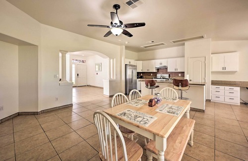 Greenacres House | Inviting Bakersfield Home w/Spacious Yard!