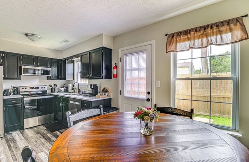 Bowling Green House | Inviting Bowling Green Escape w/Smart TVs!