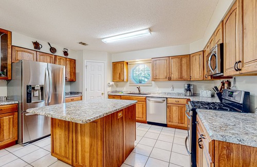 Ono Island House | Inviting dog-friendly home with pool, hot tub, enclosed yard, & W/D