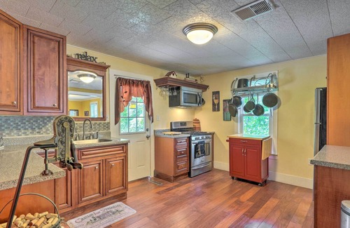 Mayville House | Inviting Getaway w/ Chautauqua Lake Access!