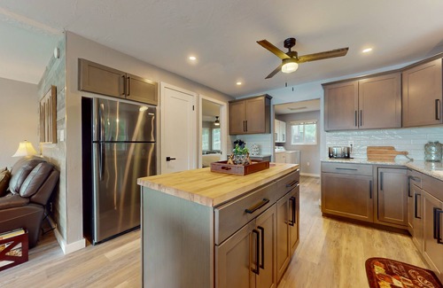 West Hills House | Inviting home with amazing lake/mountain views, dock & kayaks