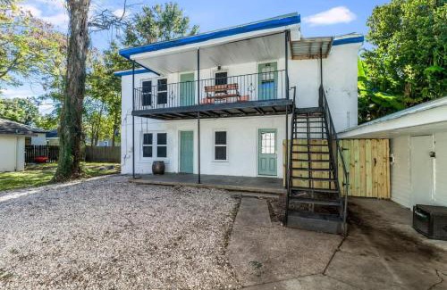Freetown - Port Rico House | Inviting Lafayette Room - Friendly Shared Home