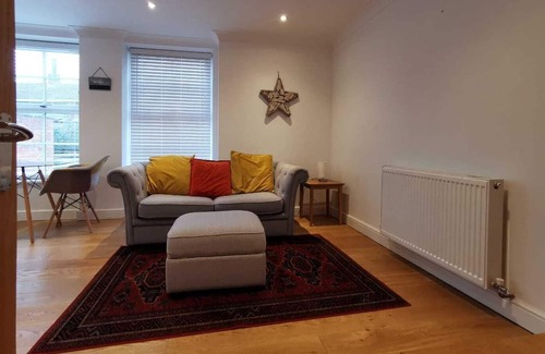 Banbury Apartment | Inviting No.10 - The Oaks