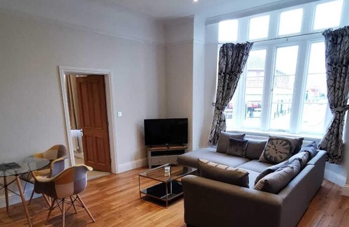 Banbury Apartment | Inviting No.4 The Warwick