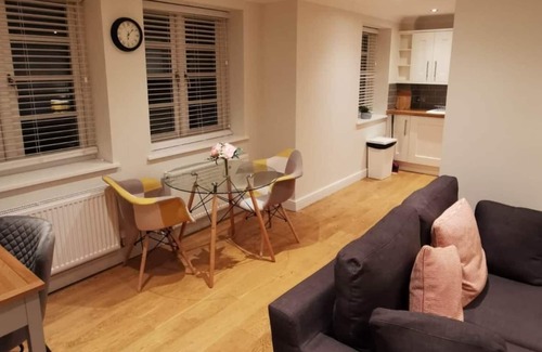 Banbury Apartment | Inviting No.9 - Park Place
