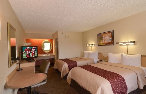 Crownhill Park Hotel | Inviting San Antonio Spot, Ideal for Travelers with Pets | Near SA Airport
