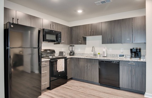 Augusta Apartment | Inviting - The Jensen: Spacious Studio w/King Bed