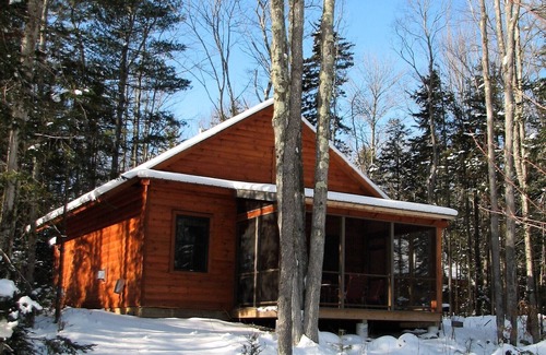 Ripton Cabin | Inviting timber frame cabin in Vermont's Green Mountains